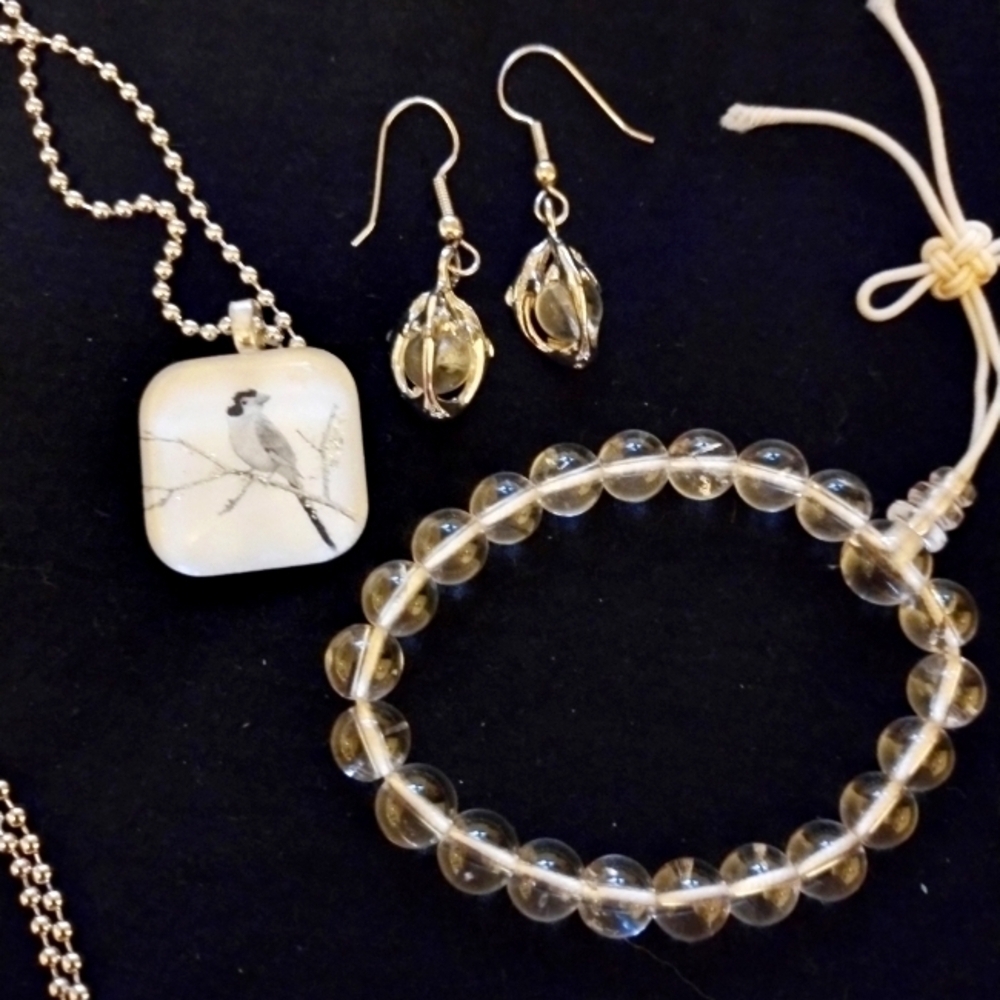 Clear glass jewelry lot